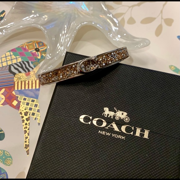 💫🦄✨COACH NEW IN BOX SIGNATURE C GOLD CRYSTALS & PLATINUM BANGLE STUNNING… - Picture 6 of 10